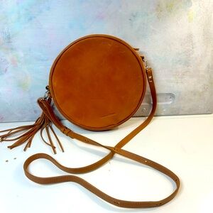 Holla handmade leather circle purse crossbody bag